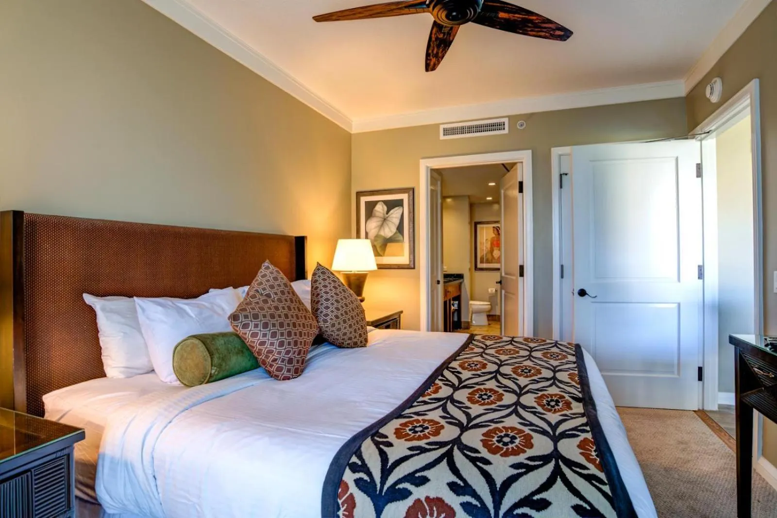 Kbm Resorts Free Car Honua Kai Hokulani Ocean View 2Bedroom Condo Hkh-338 Partial Ocean Views Remodeled Kaanapali 0*,
