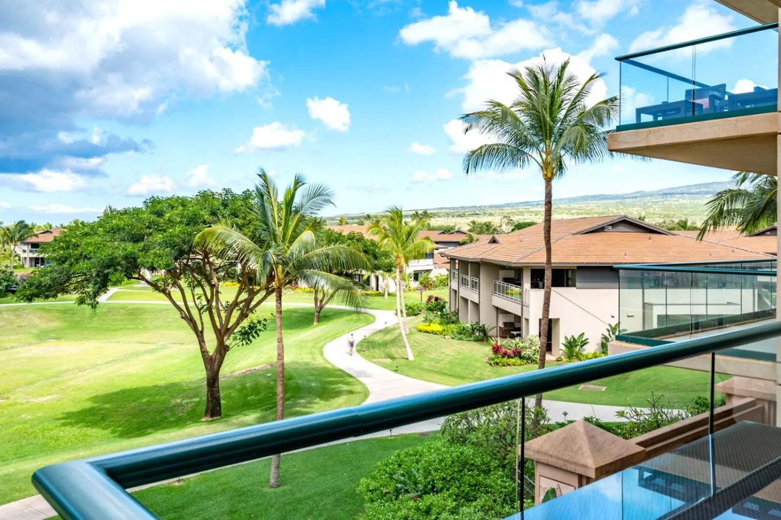 Kbm Resorts Free Car Honua Kai Hokulani Ocean View 2Bedroom Condo Hkh-338 Partial Ocean Views Remodeled Kaanapali